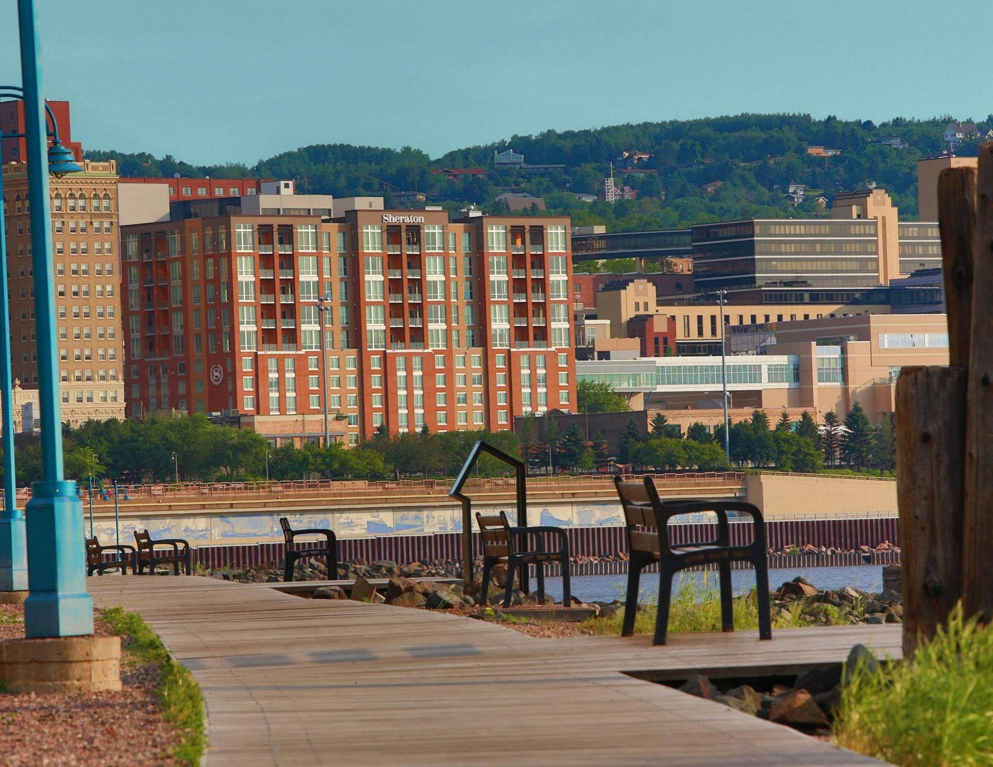 Sheraton Duluth Hotel Exterior photo